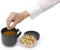 Brabantia Make & Take Soepbeker - 0,6 L - Kunststof - Dark Grey -Thuisopslag 1200x1004 1