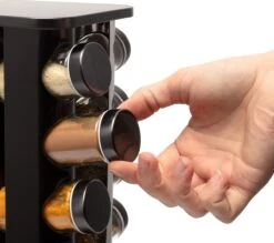 Pazzo Goods - Kruidenrek Staand - Kruidenrek Met Potjes - Zwart - RVS - Kruidenrek Draaibaar - 20 Kruidenpotjes - Inclusief Stickers & Stift - Kruiden Carrousel 16 Pazzo Goods - Kruidenrek Staand - Kruidenrek Met Potjes - Zwart - RVS - Kruidenrek Draaibaar - 20 Kruidenpotjes - Inclusief Stickers & Stift - Kruiden Carrousel -Thuisopslag 1200x1066