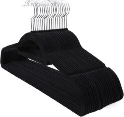 ZD Trading - Kledinghangers Anti-Slip - Velvet - Zwart - 10 Stuks