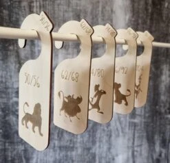 Maathangers The Lion King – Baby Kledinghanger – Maat 50 Tm 104 – 5 Stuks