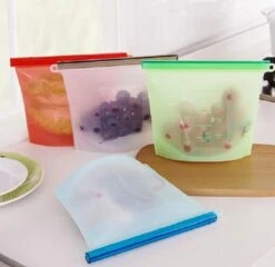 Siliconen Vershoudzakken | Bewaarzakken | Diepvrieszakken | Herbruikbaar | Lekvrij | Set 4-Stuks 1000ml | Vries & Hitte Bestendig | 4 Kleuren -Thuisopslag 1200x1168