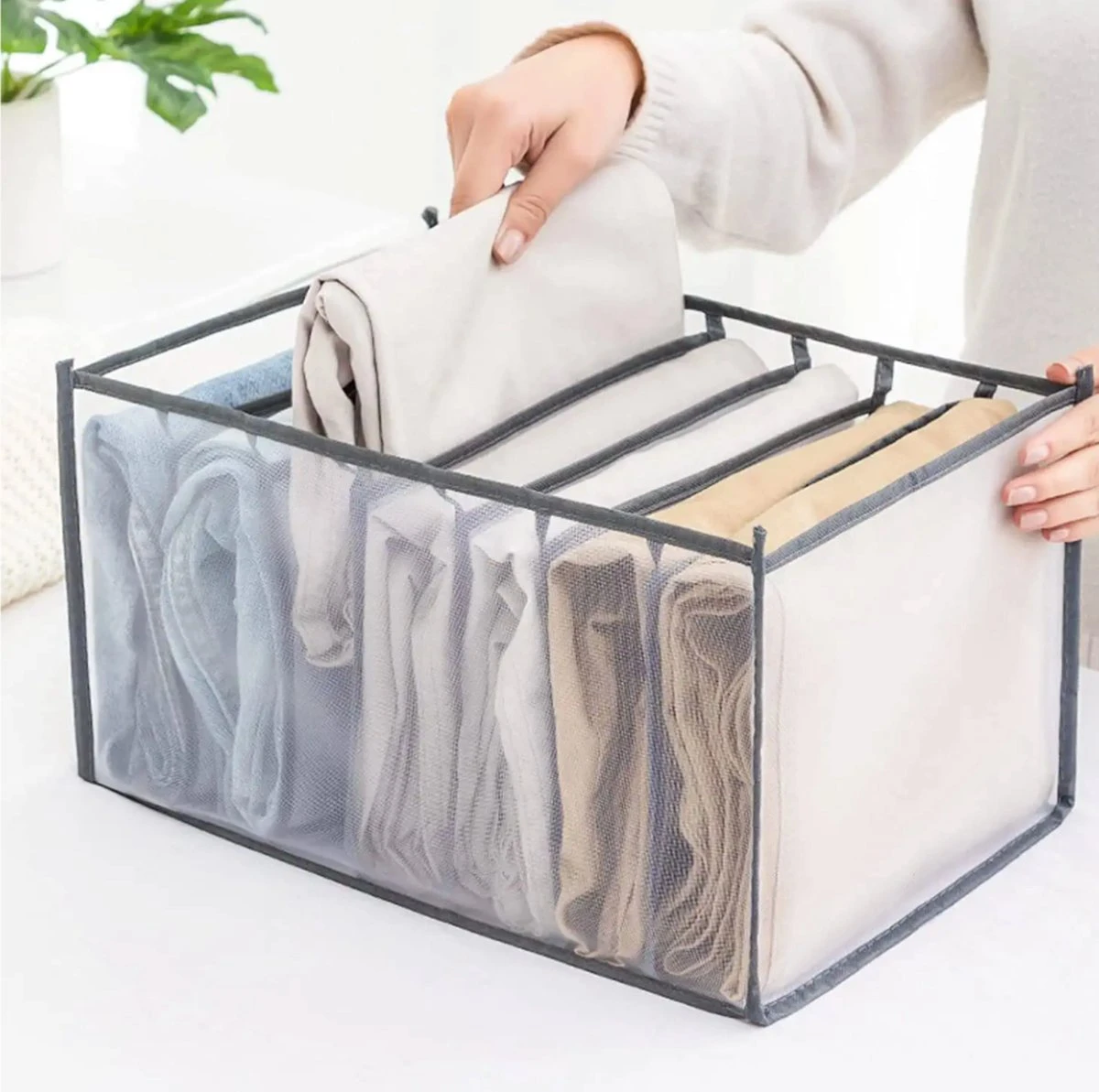 Mondio Broeken Kleding Organizer - Set: 2 Stuks - Opberg Box/Doos/Mand/Vakken - Opbergbox Kast/Kledingkast/Lade - Organizer Kleding/BH/Sokken/Ondergoed - Ruimtebesparende Kledinghangers 11 Mondio Broeken Kleding Organizer - Set: 2 Stuks - Opberg Box/Doos/Mand/Vakken - Opbergbox Kast/Kledingkast/Lade - Organizer Kleding/BH/Sokken/Ondergoed - Ruimtebesparende Kledinghangers - Afbeelding 9