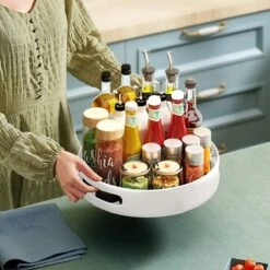 AlShiha® Organizer - Draaiplateau - Wit - Aanrecht Organizer- Badkamer Organizer - Aanrecht Organiser - Opbergrek - Make Up Organizer - Kruidenrek - Kast Organizer - Kruidenrek - Keukenkast - Keuken Organizers -Thuisopslag 1200x1200 1068