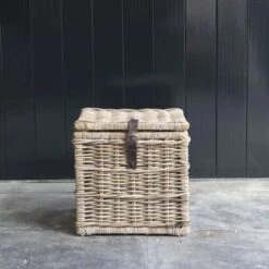 Rieten Mand - Stevige Rotan Opbergmand Met Deksel - Leren Riem - 30x30x30cm - Het Mandenhuys -Thuisopslag 1200x1200 1293