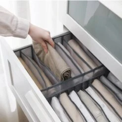 Mondio Broeken Kleding Organizer - Set: 2 Stuks - Opberg Box/Doos/Mand/Vakken - Opbergbox Kast/Kledingkast/Lade - Organizer Kleding/BH/Sokken/Ondergoed - Ruimtebesparende Kledinghangers 27 Mondio Broeken Kleding Organizer - Set: 2 Stuks - Opberg Box/Doos/Mand/Vakken - Opbergbox Kast/Kledingkast/Lade - Organizer Kleding/BH/Sokken/Ondergoed - Ruimtebesparende Kledinghangers -Thuisopslag 1200x1200 1366