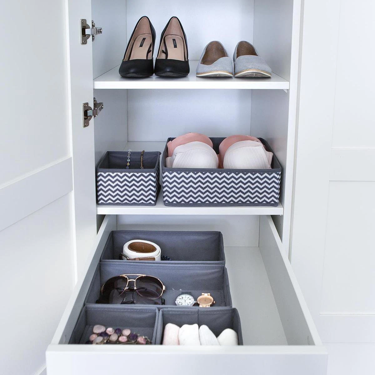 LifeGoods Lade Organizer Kast En Badkamer - 8 Stuks - Multi-inzetbaar - S/M/L - Grijs En Zwart Print 13 LifeGoods Lade Organizer Kast En Badkamer - 8 Stuks - Multi-inzetbaar - S/M/L - Grijs En Zwart Print - Afbeelding 11