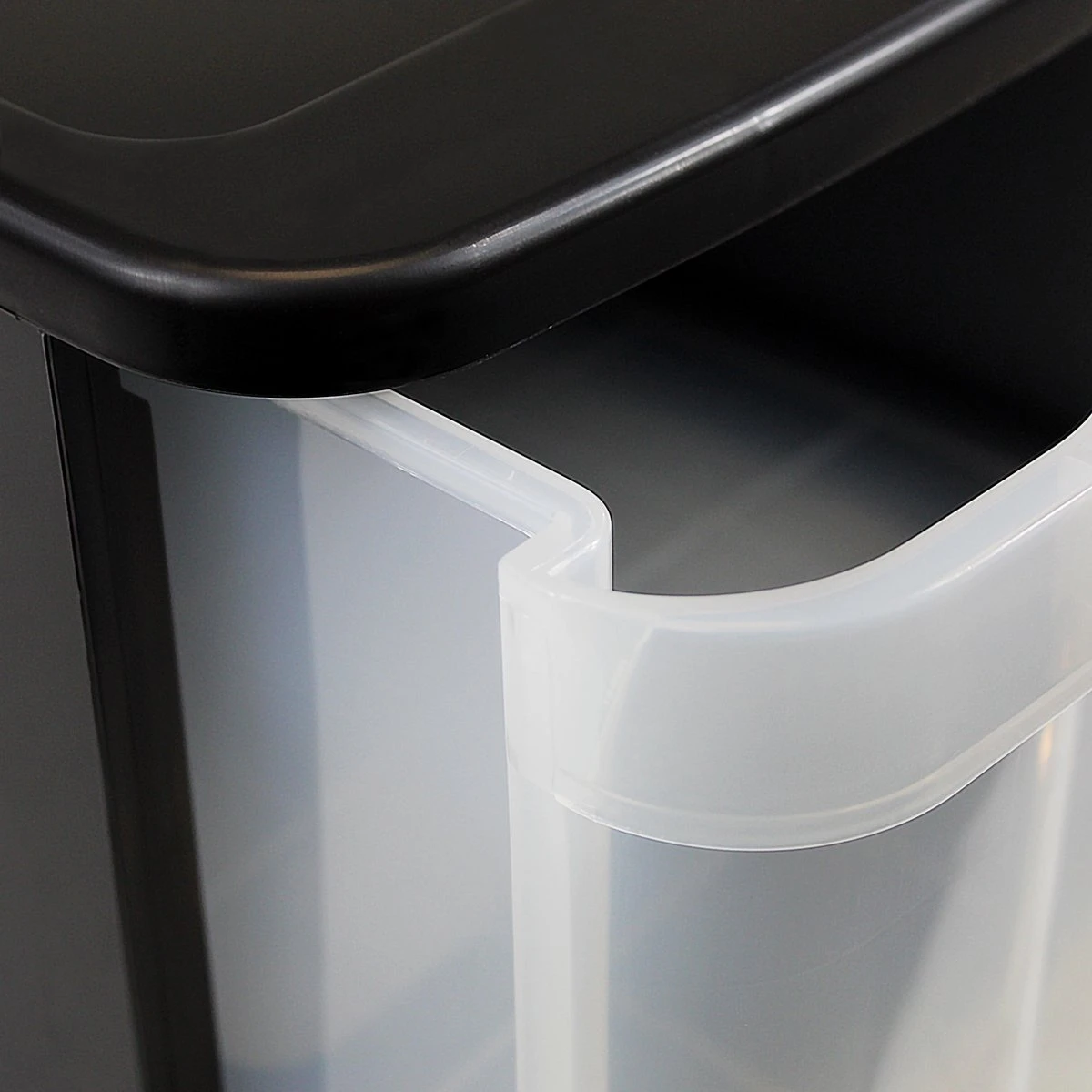 IRIS Stacking Drawer - Opberglade - 11 L - Kunstof - Zwart/Transparant - Set Van 2 7 IRIS Stacking Drawer - Opberglade - 11 L - Kunstof - Zwart/Transparant - Set Van 2 - Afbeelding 5