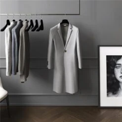 [Set Van 10] Luxe Uitgevoerde Zwart Fluwelen (velours / Flock / Fluweel / Velvet) Kledinghangers / Garderobehangers / Jashangers Met Bijpassende Zwarte Haak En Brede Schouders Voor Jassen, Truien, Vesten En Colberts -Thuisopslag 1200x1200 1729