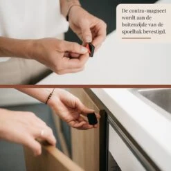 Kitchen Lab Co. Vaatdoek Caddy™ Magnetisch - Zwart RVS - Vaatdoekhouder Magnetisch - Gootsteen Organizer - Aanrecht Organiser -Thuisopslag 1200x1200 1941