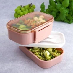 Homra Lunchbox STAQS Pink - Bento Box - 2 Laags Broodtrommel - 3 Compartimenten - Roze - Lunch To Go - Duurzaam Kunststof - BPA Vrij - 3 Vaks Lunchtrommel Voor Volwassenen - Inclusief Bestek - Magnetron, Diepvries, Vaatwasser Bestendig - Vers Houden 29 Homra Lunchbox STAQS Pink - Bento Box - 2 Laags Broodtrommel - 3 Compartimenten - Roze - Lunch To Go - Duurzaam Kunststof - BPA Vrij - 3 Vaks Lunchtrommel Voor Volwassenen - Inclusief Bestek - Magnetron, Diepvries, Vaatwasser Bestendig - Vers Houden -Thuisopslag 1200x1200 205