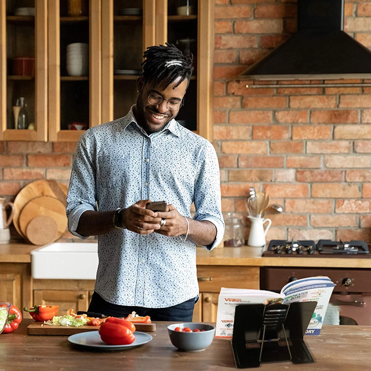 Wonix® - Boekenstandaard - Boekhouder - Documenthouder - Verstelbare - Opvouwbaar - Metaal - Zwart 5 Wonix® - Boekenstandaard - Boekhouder - Documenthouder - Verstelbare - Opvouwbaar - Metaal - Zwart - Afbeelding 3