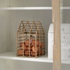 Riviera Maison Ei Opbergbox, Eiermand, Eierrek, Eierhouder - RM Wonderful House Egg Holder - Bruin - Rattan Pitriet -Thuisopslag 1200x1200 2483