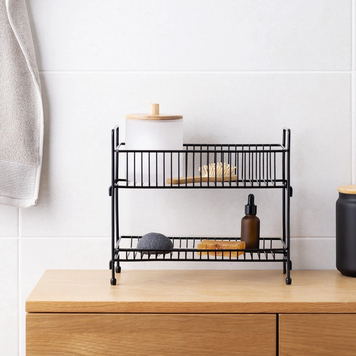 Navaris Stalen Kruidenrekje 2 Etages - Kruidenrek Staand - Rek Voor Kruidenpotjes En Glaasjes - Multifunctionele Organizer Voor Keuken En Badkamer 8 Navaris Stalen Kruidenrekje 2 Etages - Kruidenrek Staand - Rek Voor Kruidenpotjes En Glaasjes - Multifunctionele Organizer Voor Keuken En Badkamer - Afbeelding 6