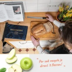 BROODNODIG® - Herbruikbare Boterhamzak - Van 100% Gerecyclede PET-flessen - Ideaal Als Diepvrieszakjes - Lunchzak - Herbruikbaar Boterhamzakje - Foodwrap - Lunchbox - 30x20cm - Zwart -Thuisopslag 1200x1200 528