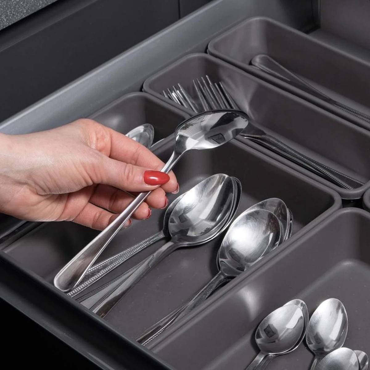 Merkloos Springos Lade Organizer | Opbergbakjes | Lade Verdeler | Voor Keuken En Bureau | Badkamer | Lade Bakjes | Make Up Organizer | 8 Delen | Grijs 7 Merkloos Springos Lade Organizer | Opbergbakjes | Lade Verdeler | Voor Keuken En Bureau | Badkamer | Lade Bakjes | Make Up Organizer | 8 Delen | Grijs - Afbeelding 5