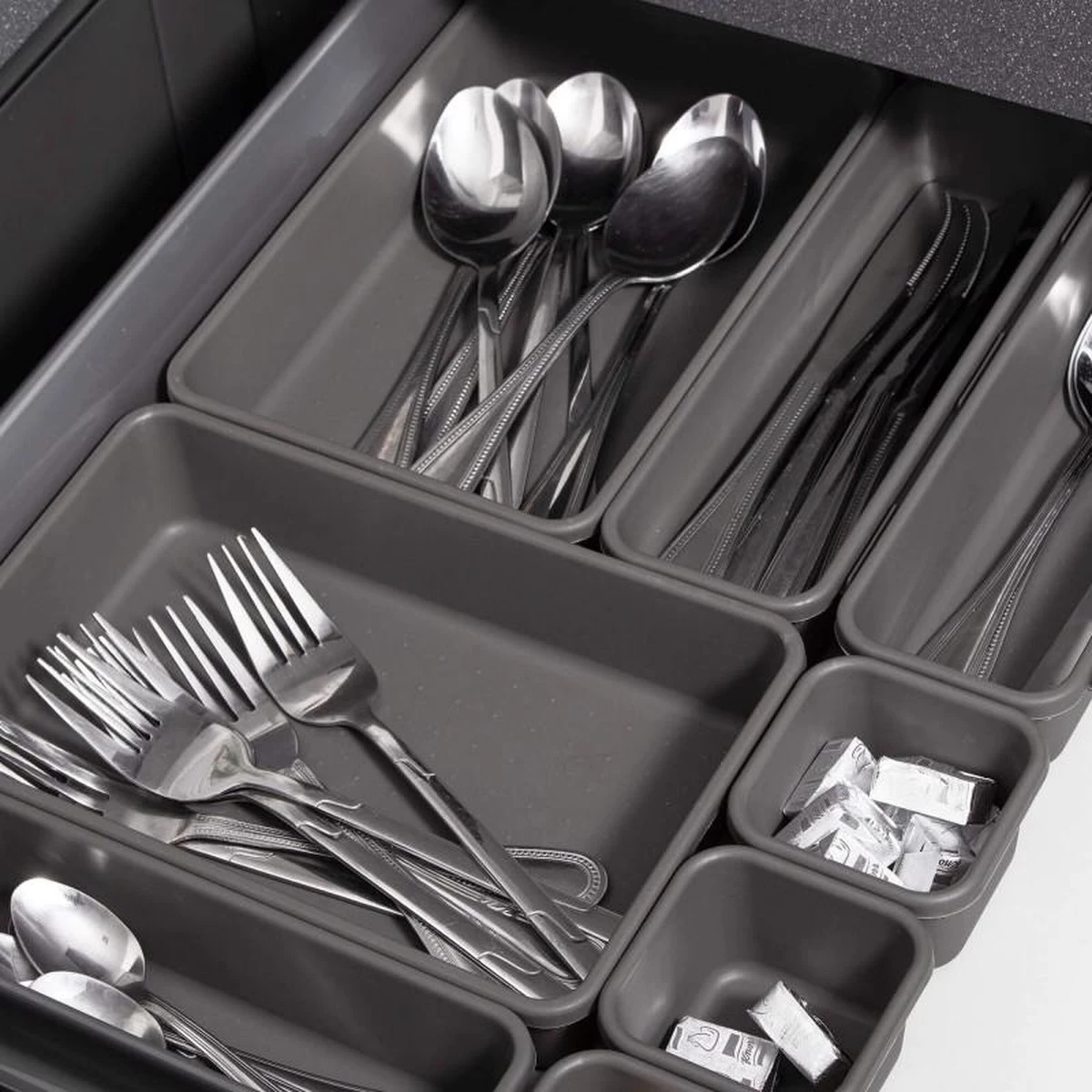 Merkloos Springos Lade Organizer | Opbergbakjes | Lade Verdeler | Voor Keuken En Bureau | Badkamer | Lade Bakjes | Make Up Organizer | 8 Delen | Grijs 14 Merkloos Springos Lade Organizer | Opbergbakjes | Lade Verdeler | Voor Keuken En Bureau | Badkamer | Lade Bakjes | Make Up Organizer | 8 Delen | Grijs - Afbeelding 12