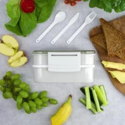 Homra Lunchbox STAQS Grey - Bento Box - 2 Laags Broodtrommel - 3 Compartimenten - Grijs - Lunch To Go - Duurzaam Kunststof - BPA Vrij - 3 Vaks Lunchtrommel Voor Volwassenen - Inclusief Bestek - Magnetron, Diepvries, Vaatwasser Bestendig - Vers Houden -Thuisopslag 1200x1200 86