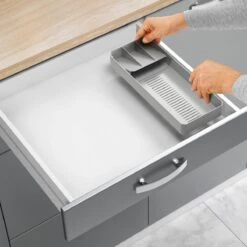 Tomado Metaltex - Verstelbare Bestekbak UniFit - Grijs - 90 Stukken Servies - Sorteervakken Verstelbaar & Uitschuifbaar Van 40 Tot 49 Cm -Thuisopslag 1200x1200 995