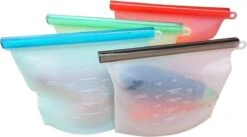 Siliconen Vershoudzakken | Bewaarzakken | Diepvrieszakken | Herbruikbaar | Lekvrij | Set 4-Stuks 1000ml | Vries & Hitte Bestendig | 4 Kleuren