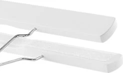 Set Van 12 Massief Houten Broek Of Rok Hangers - Met Vilten Anti-Slip Bescherming Binnenin - Broekhangers Met Roterende Metalen Haak - Wit -Thuisopslag 1200x712 3