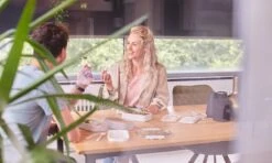 Homra Lunchbox STAQS Grey - Bento Box - 2 Laags Broodtrommel - 3 Compartimenten - Grijs - Lunch To Go - Duurzaam Kunststof - BPA Vrij - 3 Vaks Lunchtrommel Voor Volwassenen - Inclusief Bestek - Magnetron, Diepvries, Vaatwasser Bestendig - Vers Houden -Thuisopslag 1200x720 9