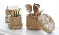 Opberg En Plantenmand Naturel Met Deksel | Set Van 2 Klein & Groot | Handgemaakt | Natuurlijke Mand / Opberg Mand | Planten Accessoires | Organizer 15 Opberg En Plantenmand Naturel Met Deksel | Set Van 2 Klein & Groot | Handgemaakt | Natuurlijke Mand / Opberg Mand | Planten Accessoires | Organizer -Thuisopslag 1200x730 3