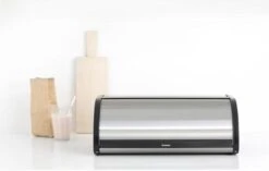 Brabantia Broodtrommel - Met Schuifdeksel - Matt Steel Fingerprint Proof -Thuisopslag 1200x761