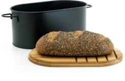 Broodtrommel Met Snijplank - Broodbox - Brood Bewaren - Zwart 8 Broodtrommel Met Snijplank - Broodbox - Brood Bewaren - Zwart -Thuisopslag 1200x778 1