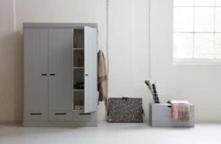 WOOOD Keet Opbergkist - Grenen Geborsteld - Betongrijs - 42x80x40 -Thuisopslag 1200x781 1