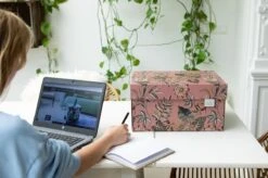 Dutch Design Brand - Dutch Design Storage Box - Opbergdoos - Opbergbox - Bewaardoos - Bloemen - Floral Garden 12 Dutch Design Brand - Dutch Design Storage Box - Opbergdoos - Opbergbox - Bewaardoos - Bloemen - Floral Garden -Thuisopslag 1200x799 38