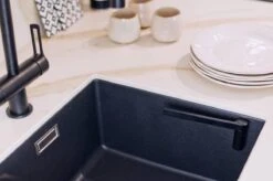 Magisso - Magnetische Vaatdoekhouder - Zwart - Biocomposiet -Thuisopslag 1200x799 61