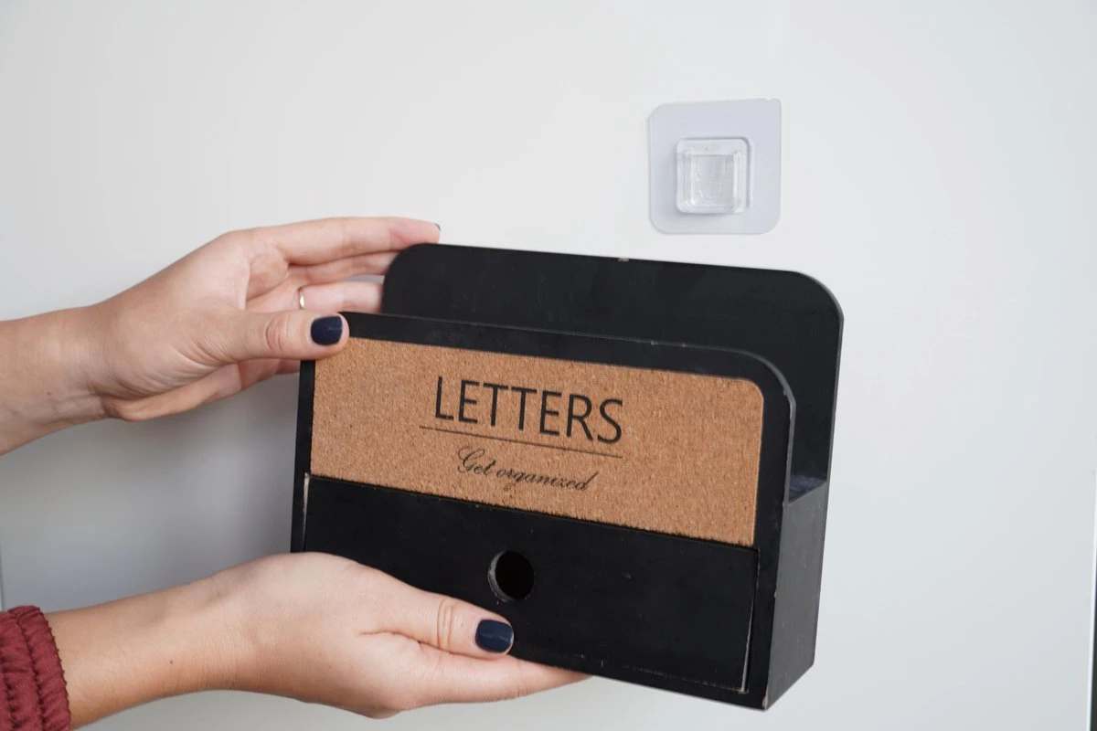 Merkloos Zelfklevende Haken - 4 Stuks - Ophangsysteem- Extra Stevig - Muur Hanger- Ophanghaakjes - Wand Haken - Dubbelzijdig - Schilderij Haakjes - Fotolijst Haakjes - Waterproof - Zonder Gaten Ophangen 6 Merkloos Zelfklevende Haken - 4 Stuks - Ophangsysteem- Extra Stevig - Muur Hanger- Ophanghaakjes - Wand Haken - Dubbelzijdig - Schilderij Haakjes - Fotolijst Haakjes - Waterproof - Zonder Gaten Ophangen - Afbeelding 4