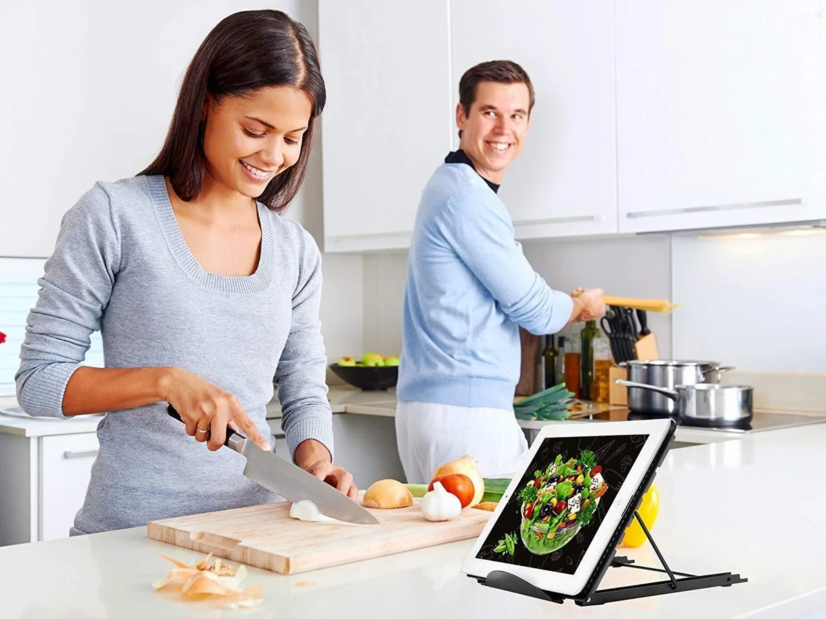 Merkloos Universele Tablet & LED A4 Lightpad Diamond Painting & Kookboek Standaard - Bureau Tafel Houder Staander - Inklapbaar & Verstelbaar, Zwart 9 Merkloos Universele Tablet & LED A4 Lightpad Diamond Painting & Kookboek Standaard - Bureau Tafel Houder Staander - Inklapbaar & Verstelbaar, Zwart - Afbeelding 7