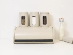 Brabantia Broodtrommel - Met Schuifdeksel - Soft Beige -Thuisopslag 1200x900 31