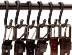 Brute Strength - Leren S-haken - Zwart - 6 Stuks - Kledinghaak – Leer - Kapstokhaak - Ophanghaken – Handdoekhaakjes 13 Brute Strength - Leren S-haken - Zwart - 6 Stuks - Kledinghaak – Leer - Kapstokhaak - Ophanghaken – Handdoekhaakjes -Thuisopslag 1200x907 5