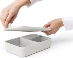 Brabantia Make & Take Bento Lunchbox Incl Bentobox - Large - Kunststof - Light Grey -Thuisopslag 1200x952 2
