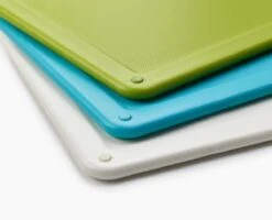 Joseph Joseph Snijplankenhouder Incl. Snijplanken - Meerkleurig - Ophangen Zonder Boren, Vaatwasserbestendig -Thuisopslag 1200x973 1