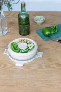 Brabantia Make & Take Salade Lunchbox - 1,3 L - Kunststof - Light Grey -Thuisopslag 800x1200 3